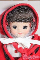 tiny betsy/betsy Red Riding Hood I-24-06-02-1024-GN-ZI