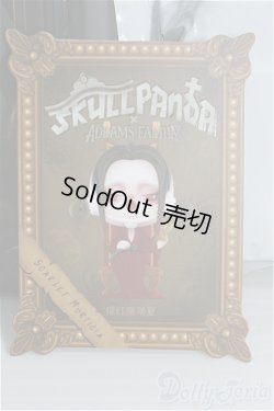 画像2: POPMART/SKULL PANDA SCARLET MORTICIA ADDAMS FAMILYシリーズ I-24-08-25-1116-YB-ZI