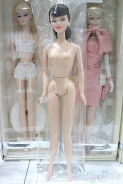 画像2: 【新宿マルイアネックス店 店頭販売商品】マテルバービー/Spring In conviennent Tokyo Barbie In 2100150000005626-ZM