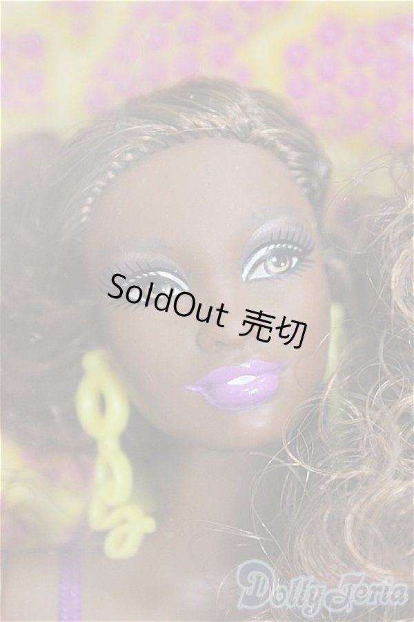 画像1: Barbie バービー /So in Style S.I.S. Kara Fashion Doll/ A-24-10-23-308-NY-ZA (1)