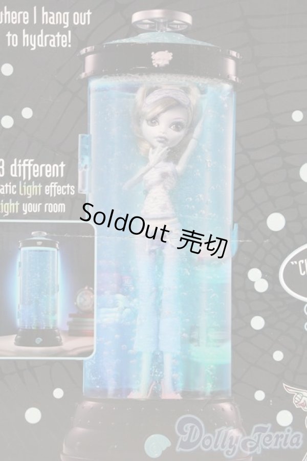 画像2: 【新宿マルイアネックス店 店頭販売商品】モンスターハイ/Monster High Dead Tired Lagoona Blue Doll And Hydration Station Playset 2100130000021419-ZM (2)