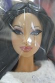 画像1: 【新宿マルイアネックス店 店頭販売商品】マテルバービー/Kimora Lee Simmons Barbie Doll Gold Label NRFB L4688 2100150000005781-ZM (1)